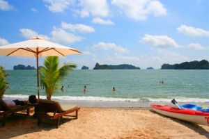 Lan Ha Bay A Great Attraction For Halong Tours Combine
